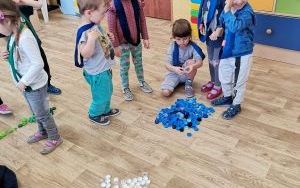 Obchody Dnia Ziemi w przedszkolu im. Przyjaciół Bajek w Wojkowicach (12)